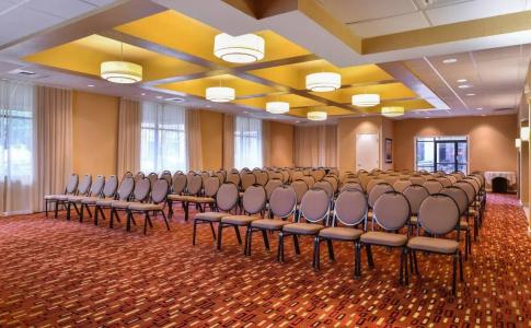 Courtyard by Marriott Sacramento Midtown - 17