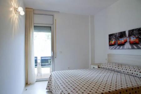 Rentalmar Paradise Family Apartment - 27