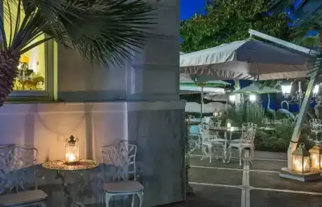 Luxury Villa Excelsior Parco - 20
