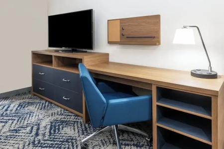 Hawthorn Suites by Wyndham DFW Airport North - 38