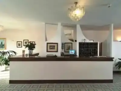 Piccolo Paradiso - 1