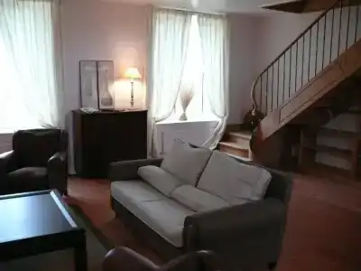 Hôtel Chateau De Sully - 68