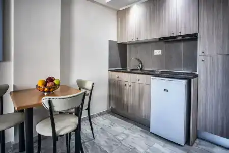 Mary & Mary Royal Suites - 71