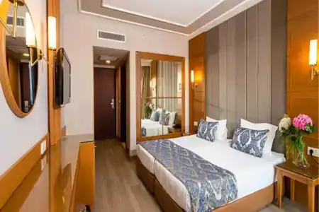 Royal Atlantis Beach - 4