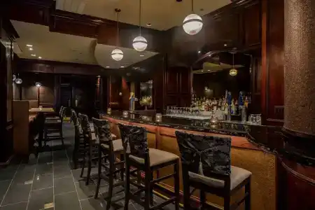The Whitehall - 15
