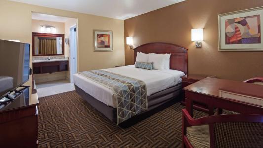 Best Western Inn - 36