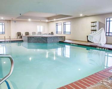 Comfort Suites South - 13