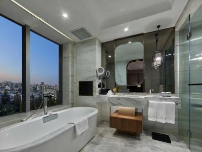 Hilton Shanghai Hongqiao - 69