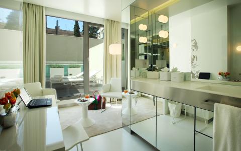 Arconte, Adults Only - 2