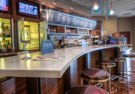 Courtyard by Marriott - 25