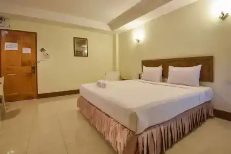 Trat Center - 2