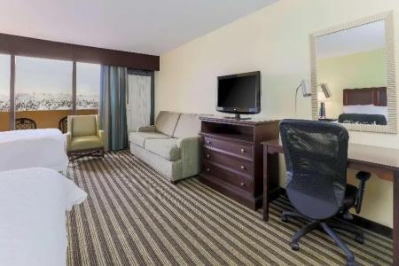 Hampton Inn - 110