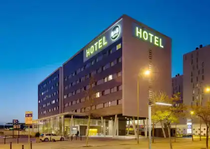 B&B Barcelona Viladecans - 43