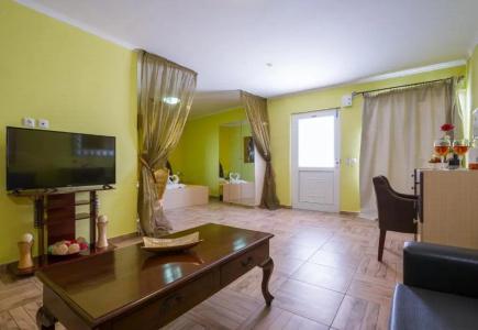 Paradice Luxury Suites - 104
