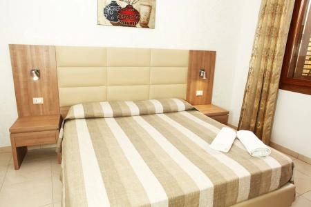 Coralia Bed & Breakfast - 5