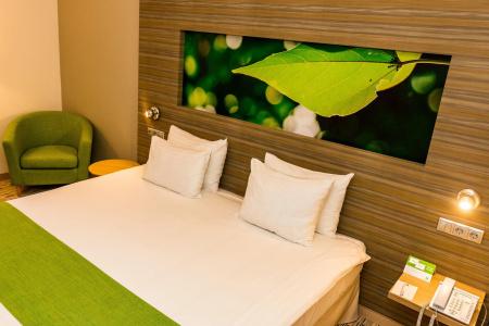 Holiday Inn - 2