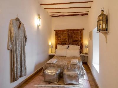 Riad Timila - 39