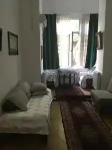 Gutsa Artists Mini-Hotel - 32