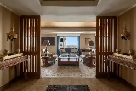 Sule Shangri-La, Yangon - 42