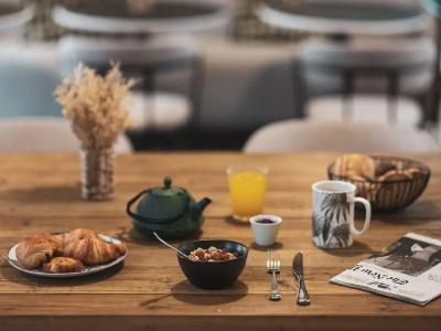 Maisons du Monde Hôtel & Suites - La Rochelle Vieux Port - 35