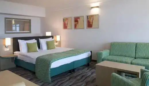 Flamingo Grand & Spa - 3