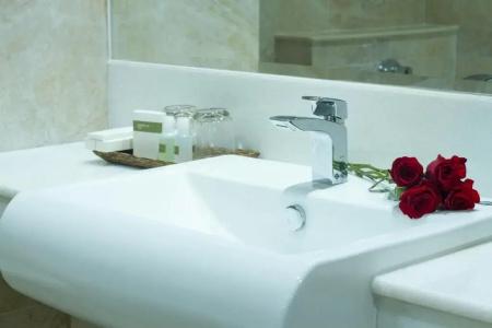 Rose Emerald - 54