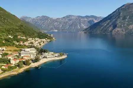 Blue Kotor Bay Premium Spa Resort - 27