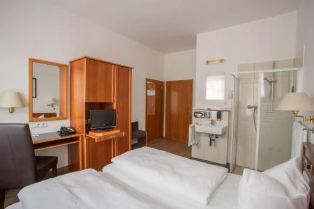 Astoria - 3