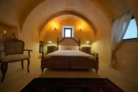 Maya Cave - 6