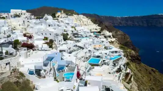 Kima Oia Suites - 11