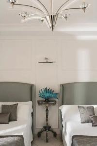 Eden Roc Suites - 109