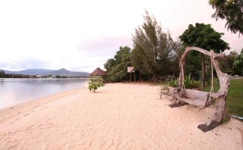 Natural Bungalows Restaurant and Bar - 18