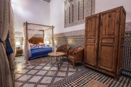 Riad Sara - 3