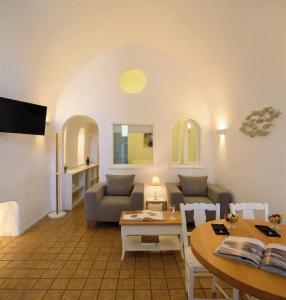 Pantelia Suites - 166