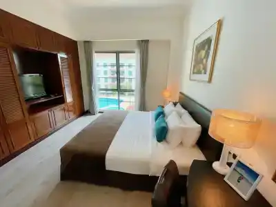 Diamond Westlake Suites - 68