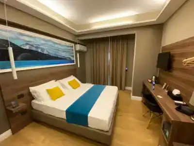 7th Floor Suite - 109