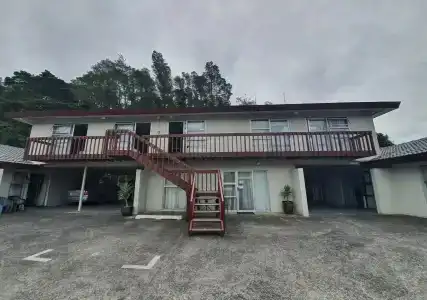 Ocean Inn - 0