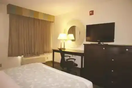 Wyndham Garden, SC - 23