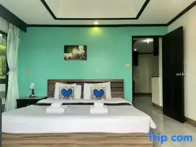 Nr Nanai Patong - 97