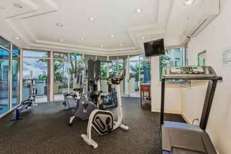 Oceana On Broadbeach - 12