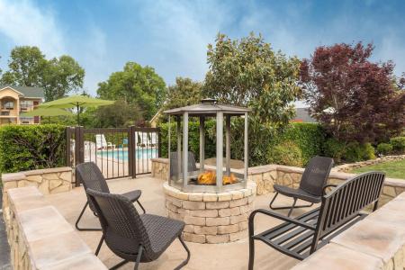 Baymont by Wyndham Pigeon Forge - 10