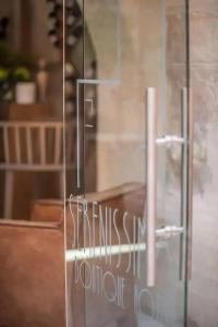 Serenissima Boutique - 9