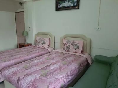 Vanlisut Ngamwongwan - 54