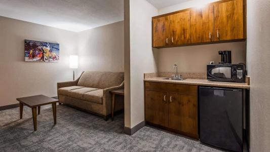 Best Western Plus Henderson - 34