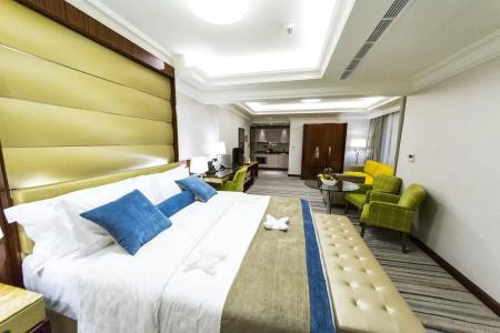 Ivory Inn - 4