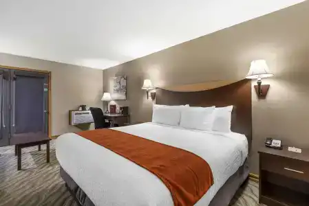 Best Western Plus Rio Grande Inn - 59