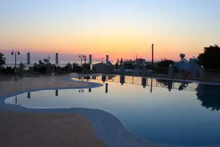Pilot's Villas Luxury Suites - 6