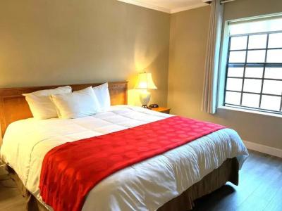 Ramada by Wyndham Los Angeles/Wilshire Center - 18