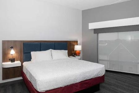 Hampton Inn & Suites Charlotte Steele Creek Road, Nc - 37