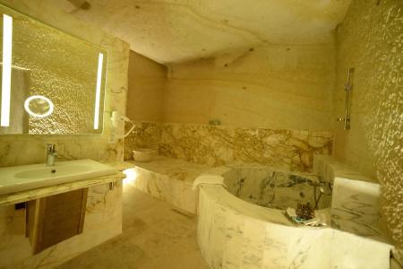 Crassus Cave - 8